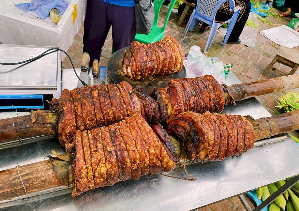 Thit quay don in the legend of King Ngo Quyen victory feast
